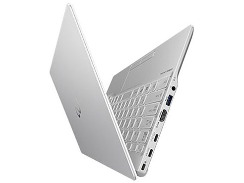 FMV LIFEBOOK UH�V���[�Y UH90/E3 KC_WU2E3_A096 ��e�ʃo�b�e���ECore i7�E������8GB�ESSD 512GB�EOffice���ڃ��f�� [�V���o�[�z���C�g]