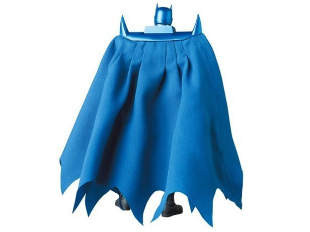 MAFEX KNIGHTFALL BATMAN