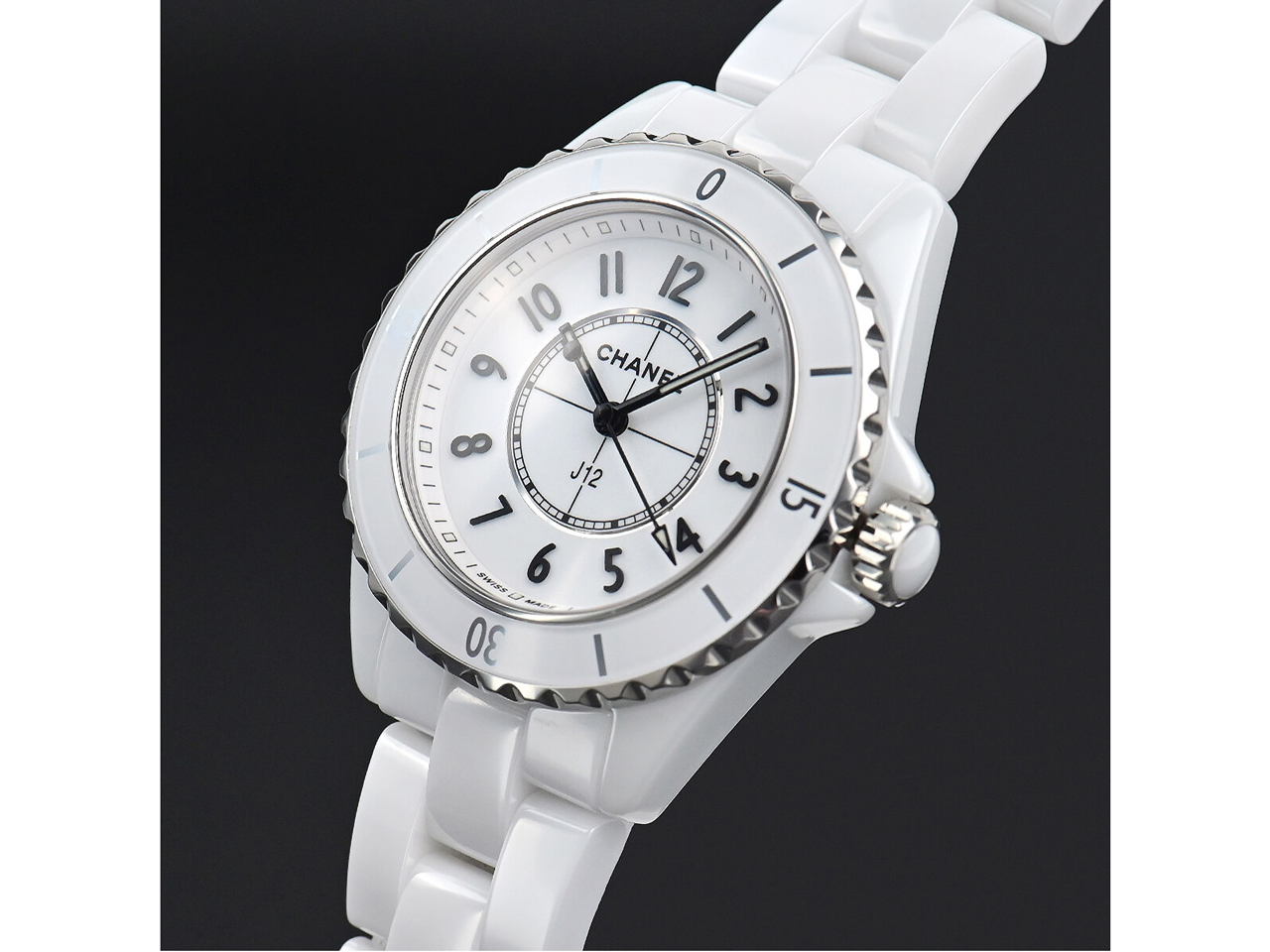 J12 H5698 �̐��i�摜