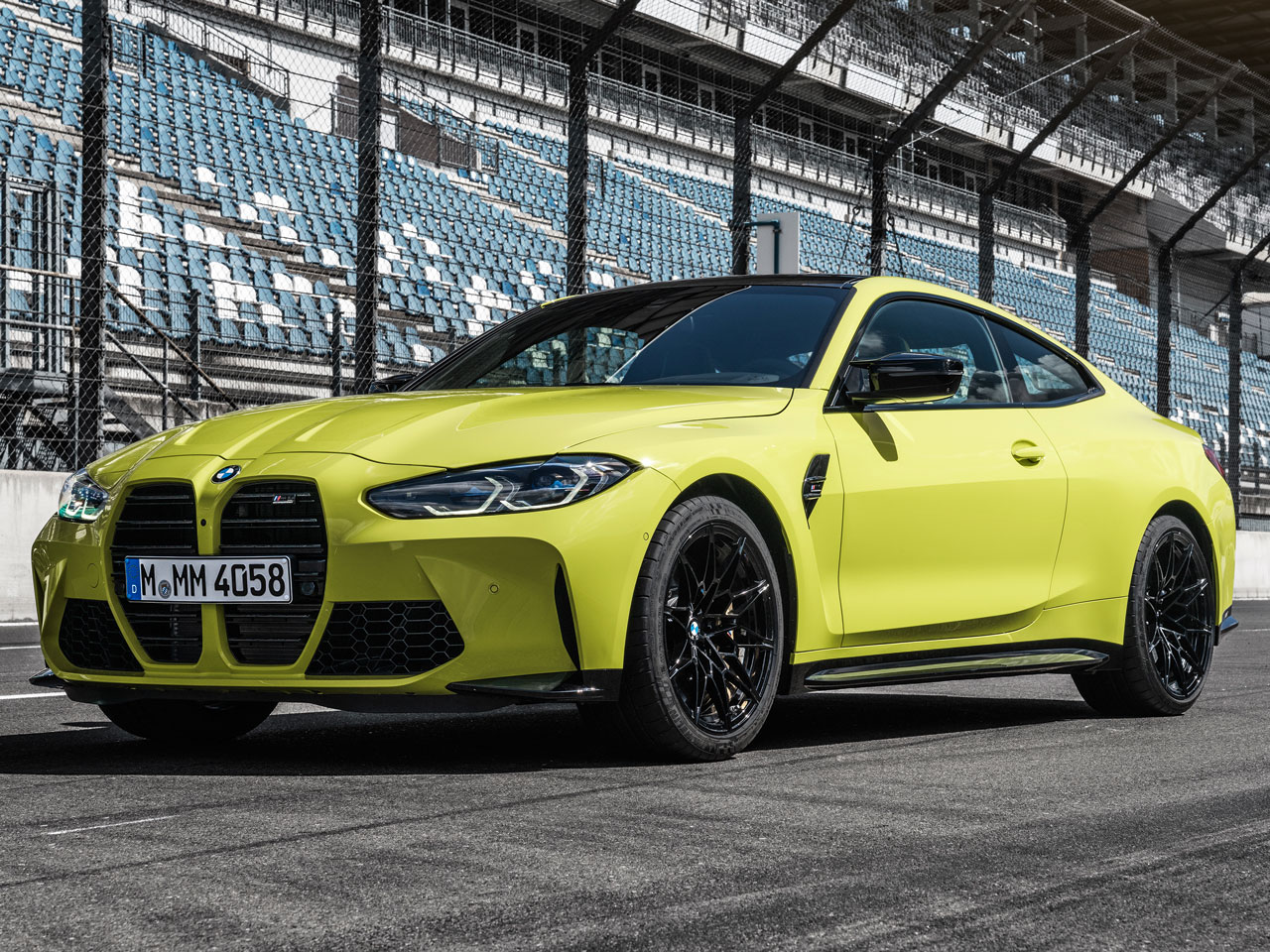 BMW M4 クーペの価格・新型情報・グレード諸元 価格.com