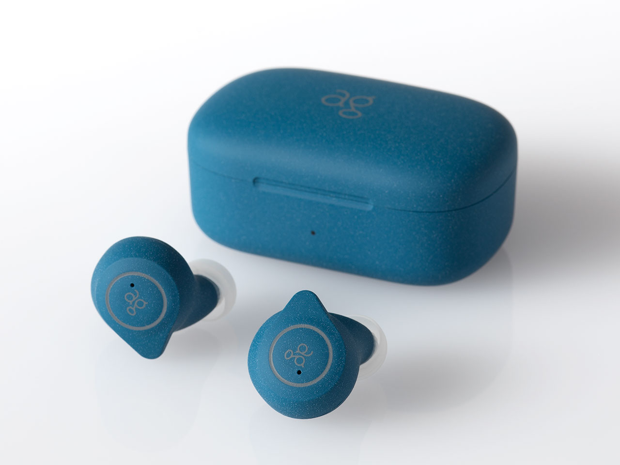 ヘッドホン ag AG-TWS08RBU BLUE ag AG-TWS08RBU [BLUE] 価格比較 - 価格.com