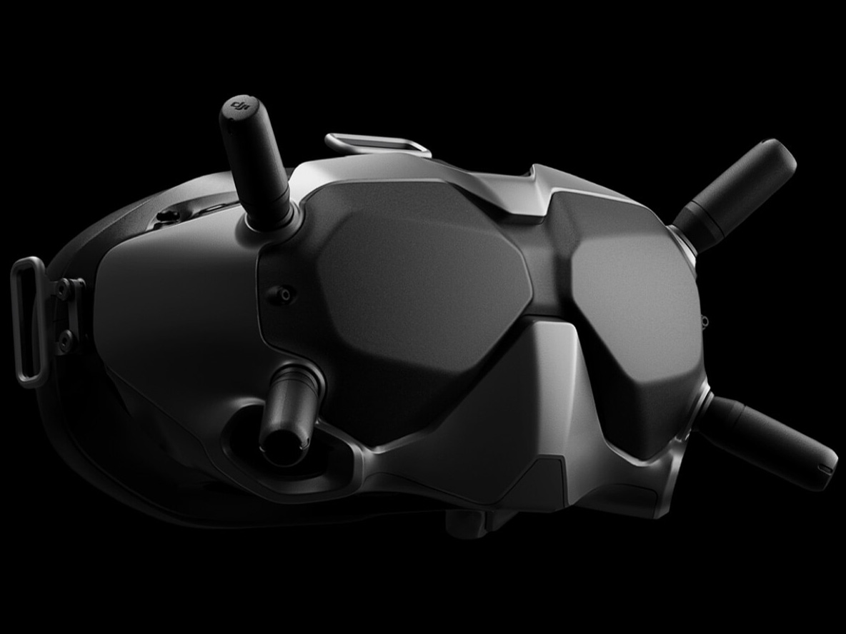 DJI FPV �R���{