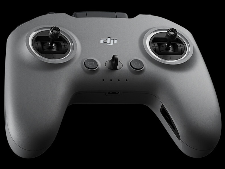 DJI FPV �R���{