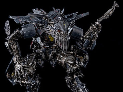 Transformers�F Revenge of the Fallen DLX Jetfire(�g�����X�t�H�[�}�[/���x���W DLX �W�F�b�g�t�@�C���[)