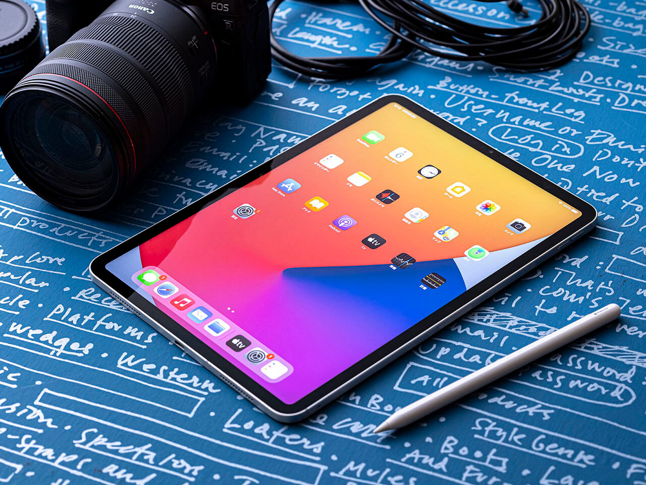 iPad Pro 11�C���` ��3���� Wi-Fi 128GB 2021�N�t���f�� MHQT3J/A [�V���o�[]