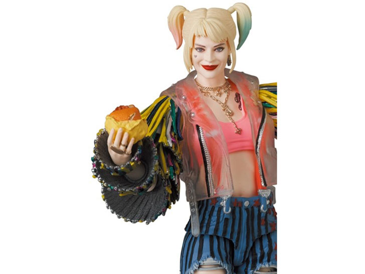 MAFEX HARLEY QUINN(Caution Tape Jacket Ver.)