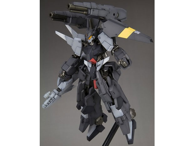�t���[���A�[���Y 1/100 NSG-12�� �R�{���h�F RE2