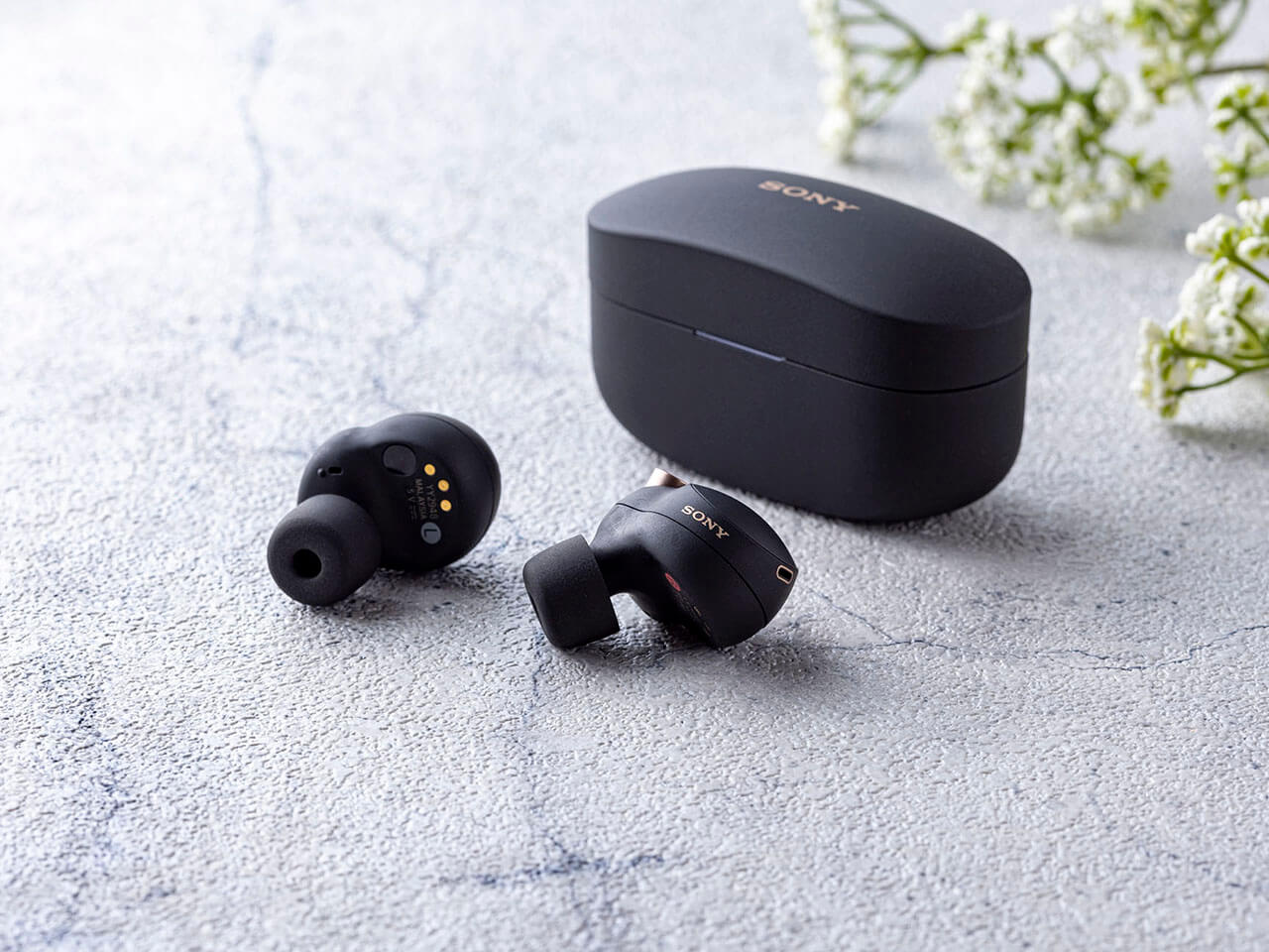 WF-1000XM4 (B) [�u���b�N]