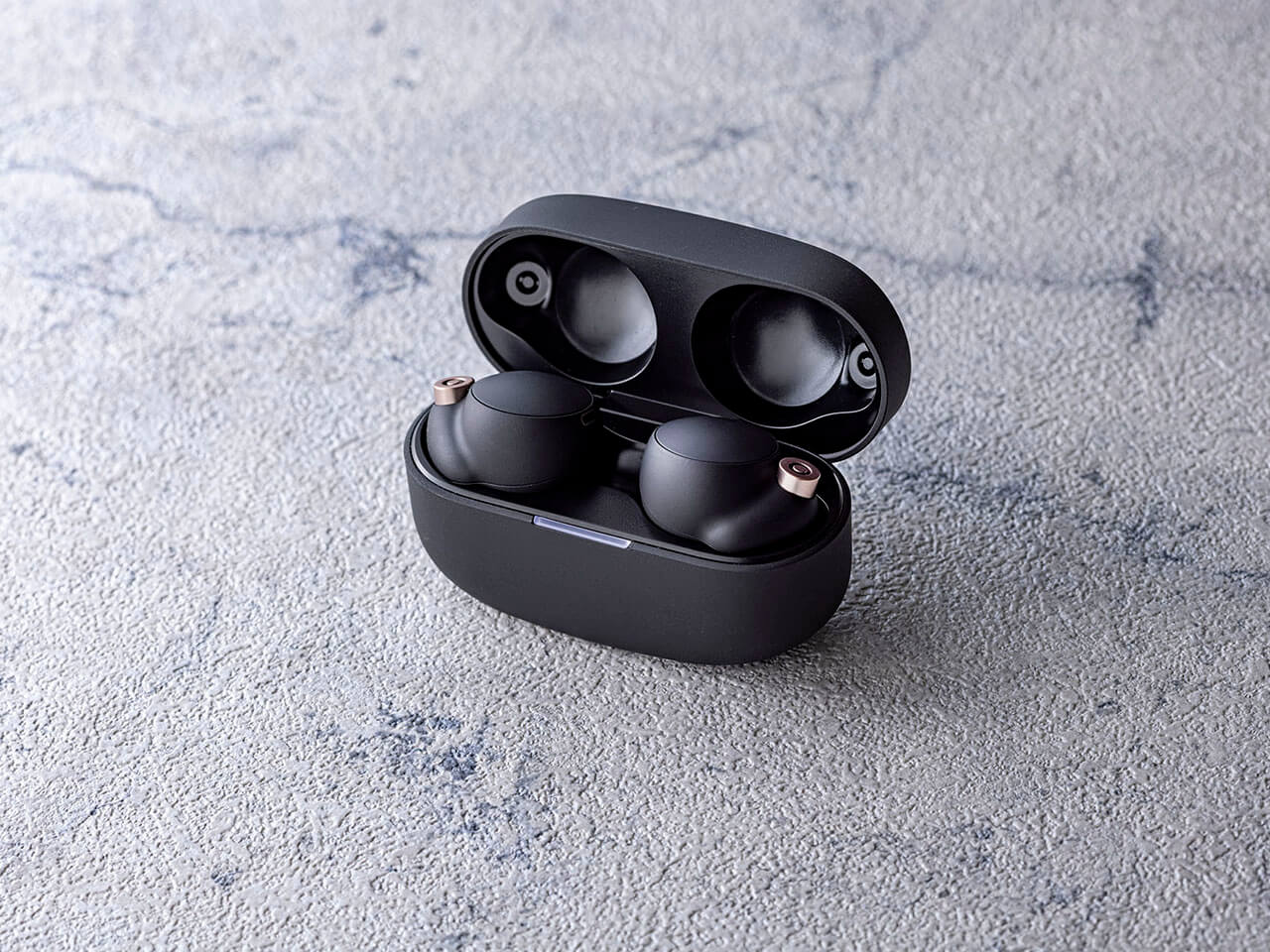 WF-1000XM4 (B) [�u���b�N]