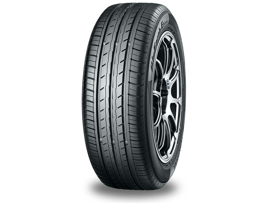 YOKOHAMA BluEarth-Es ES32 215/60R16 95H 価格比較 - 価格.com