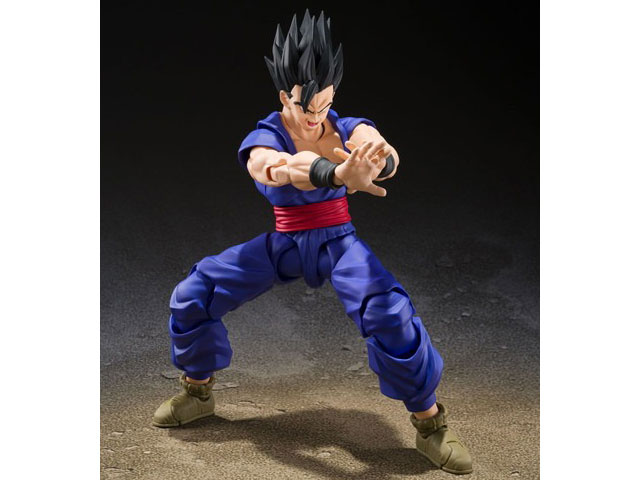 S.H.Figuarts �A���e�B���b�g��� SUPER HERO