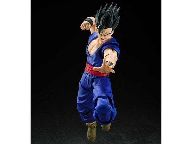 S.H.Figuarts �A���e�B���b�g��� SUPER HERO