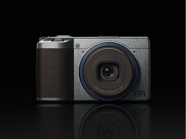 RICOH GR IIIx Urban Edition Special Limited Kit