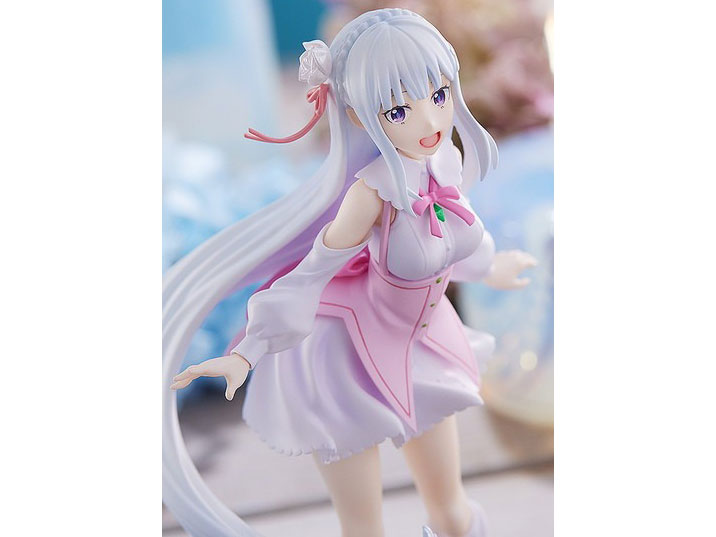 Re�F�[������n�߂�ِ��E���� POP UP PARADE �G�~���A Memory Snow Ver.