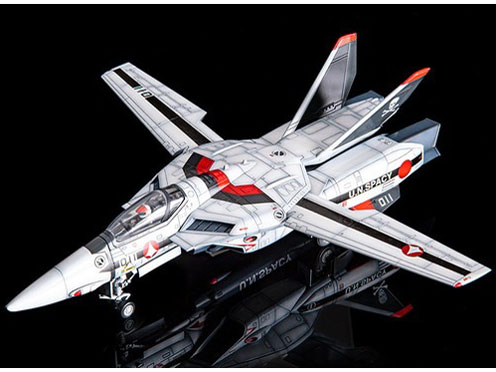 PLAMAX 1/72 VF-1A/S �t�@�C�^�[�o���L���[(����P�@)