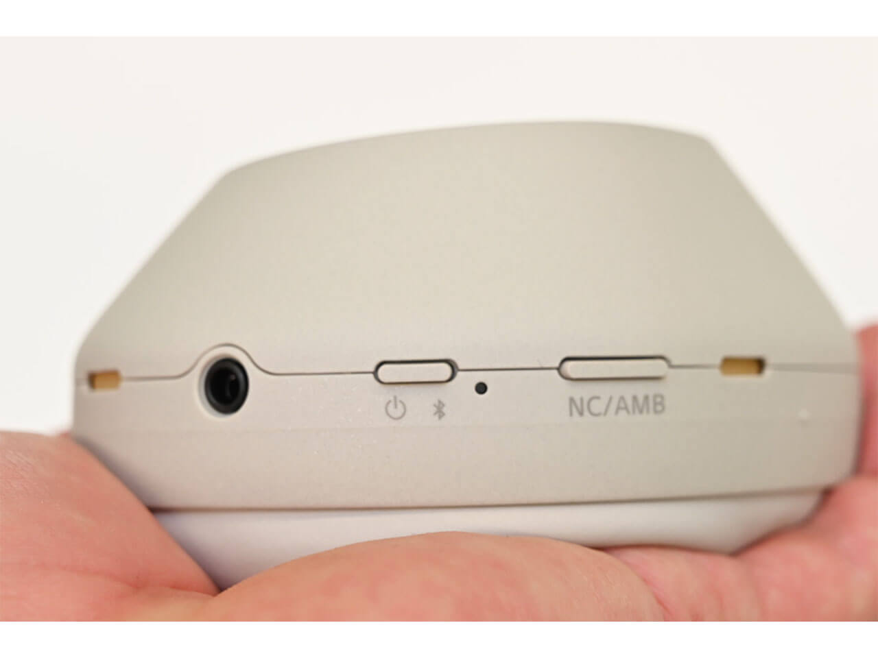 WH-1000XM5 (S) [�v���`�i�V���o�[]