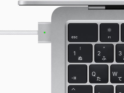 MacBook Air Liquid Retina�f�B�X�v���C 13.6 MLY03J/A [�V���o�[]