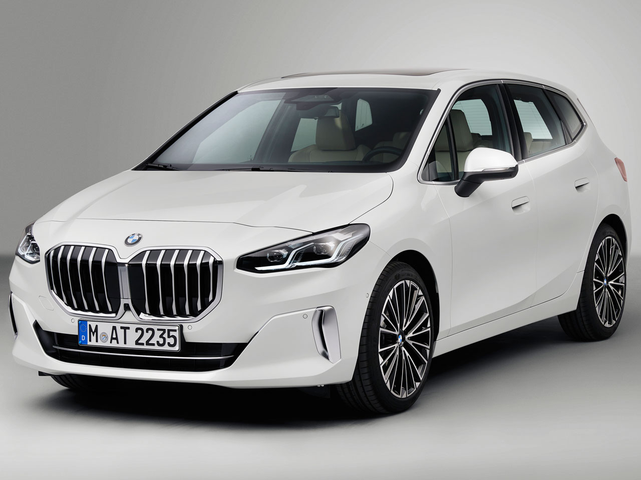 BMW 2シリーズ アクティブツアラー 2022年モデル 新車画像
