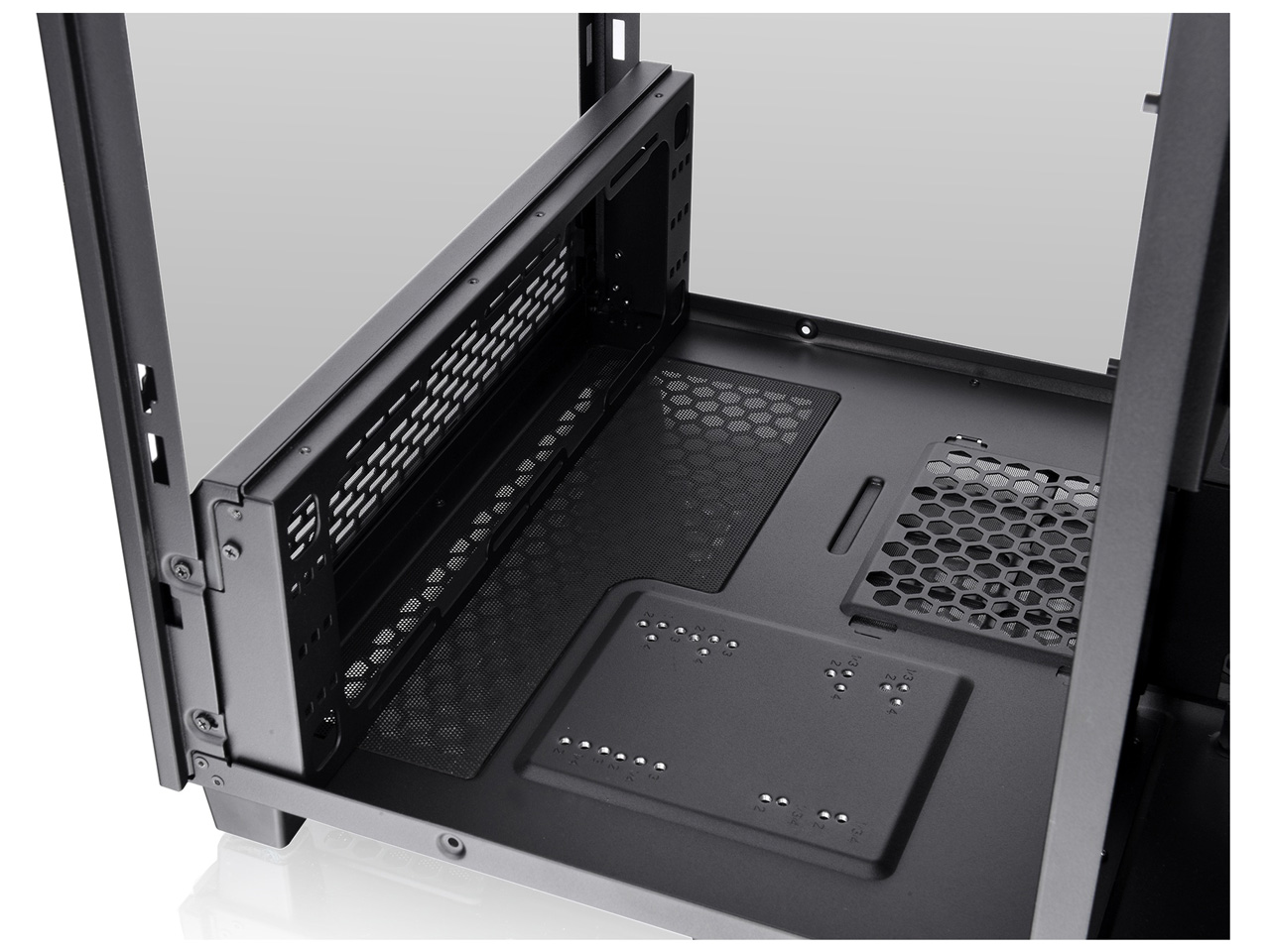 The Tower 500 Black CA-1X1-00M1WN-00 [�u���b�N]