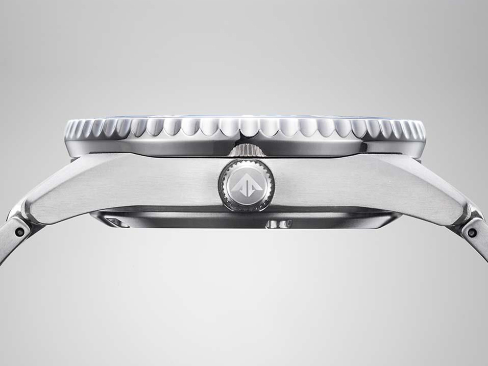 �v���}�X�^�[ MARINE-���J�j�J���_�C�o�[ 200m NB6021-68L