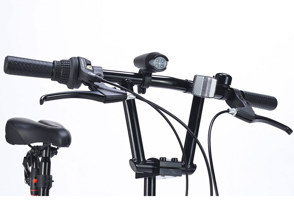 MF208 NAUGHTIX [�}�b�g�u���b�N]