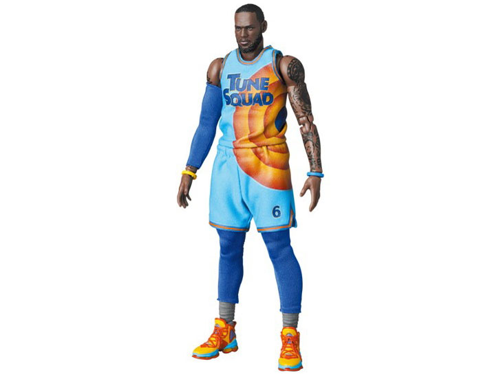 MAFEX LeBron James SPACE JAM A NEW LEGACY Ver.