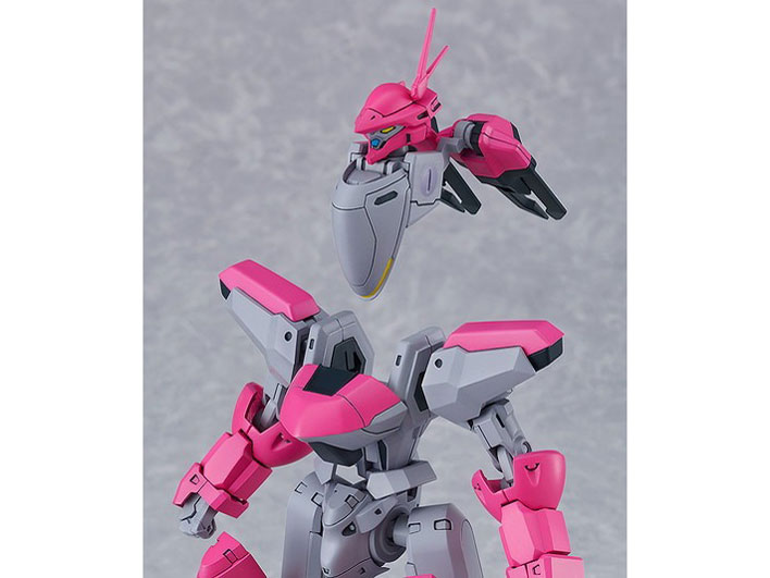 �@����̓i�f�V�R MODEROID �G�X�e�o���X����t���[��