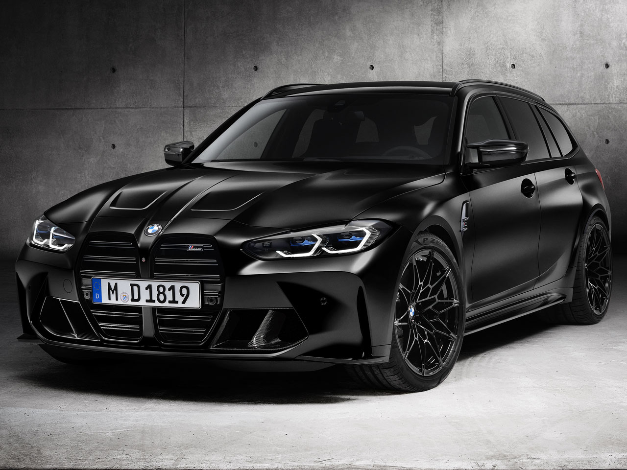BMW M3 ツーリング 2022年モデル 新車画像