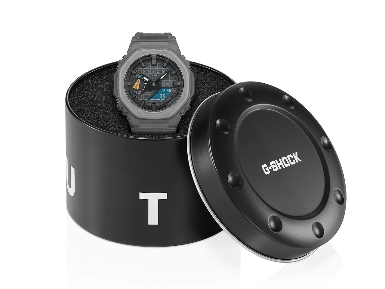 G-SHOCK FUTUR �R���{���[�V�������f�� GA-2100FT-8AJR