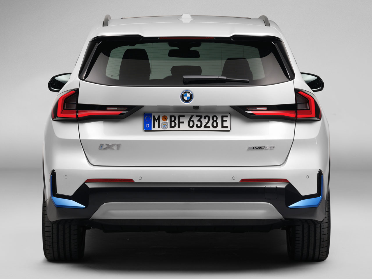 BMW iX1の価格・新型情報・グレード諸元 価格.com