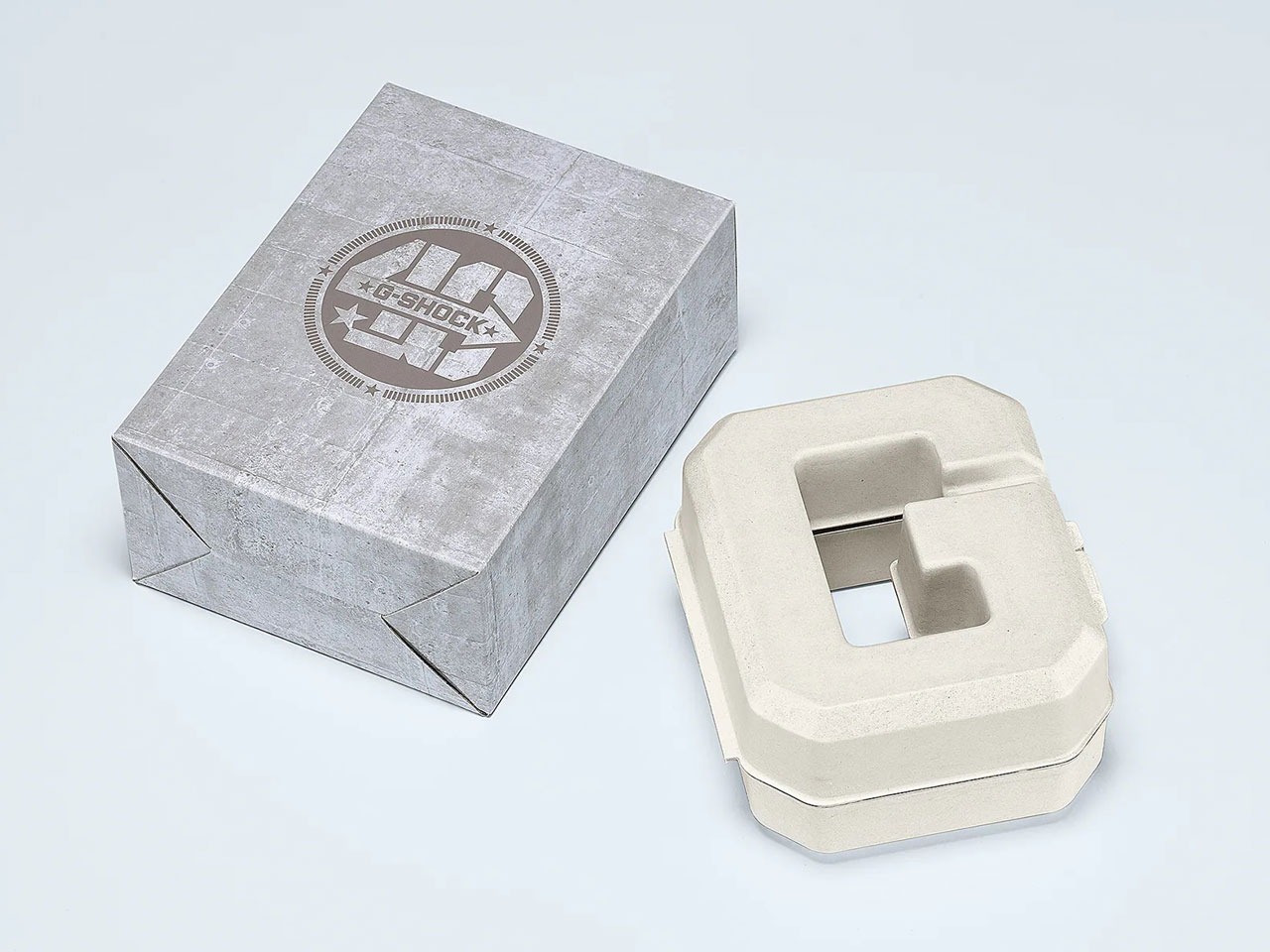 G-SHOCK 40th Anniversary RECRYSTALLIZED�V���[�Y ���胂�f�� DW-5040PG-1JR