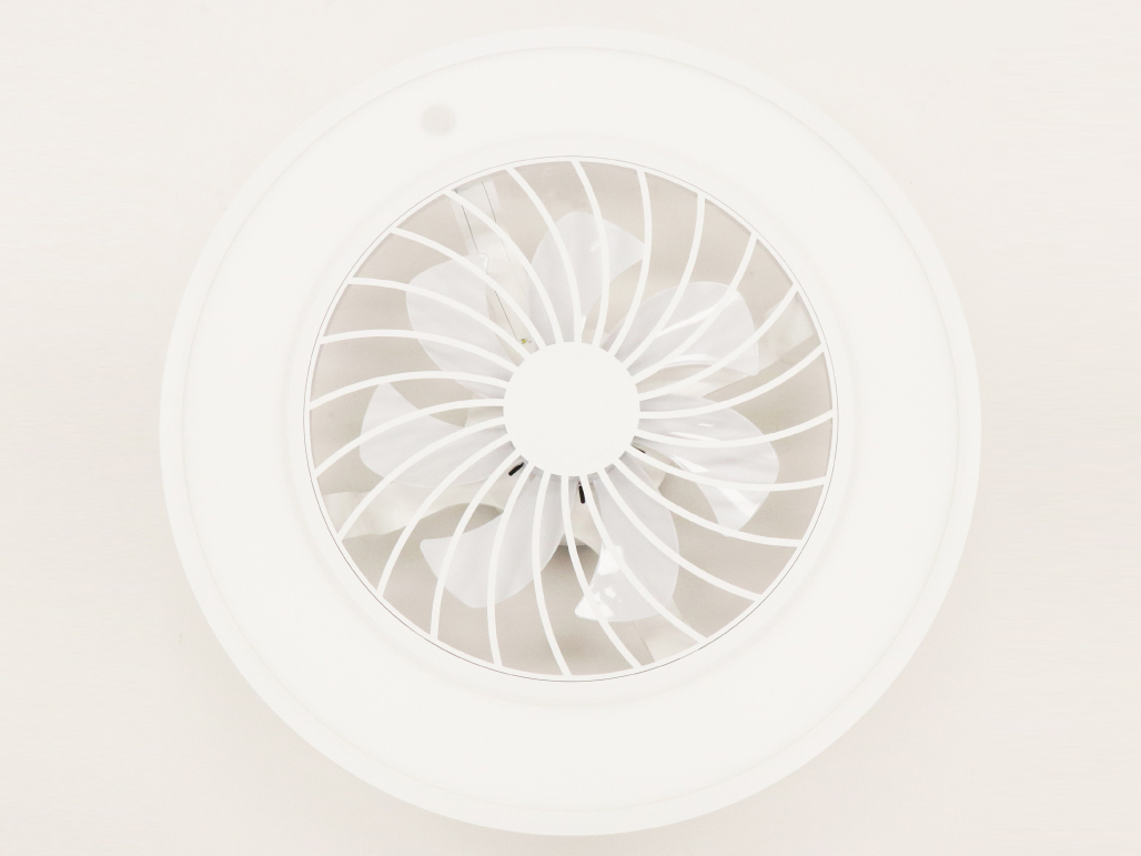 HLCF-550WH [�z���C�g]