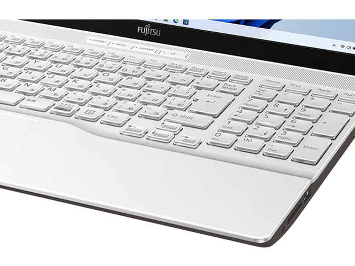 FMV LIFEBOOK AH45/H2 FMVA45H2W [�v���~�A���z���C�g]