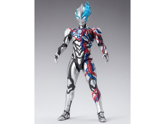 S.H.Figuarts �E���g���}���u���[�U�[ �̐��i�摜