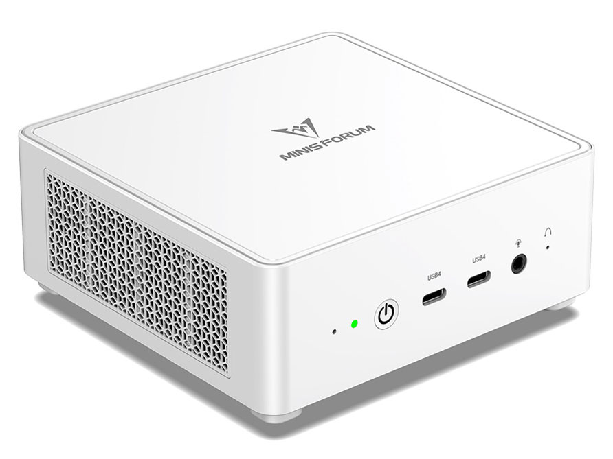 UM780W-32/1T-W11Pro(7840HS) �̐��i�摜