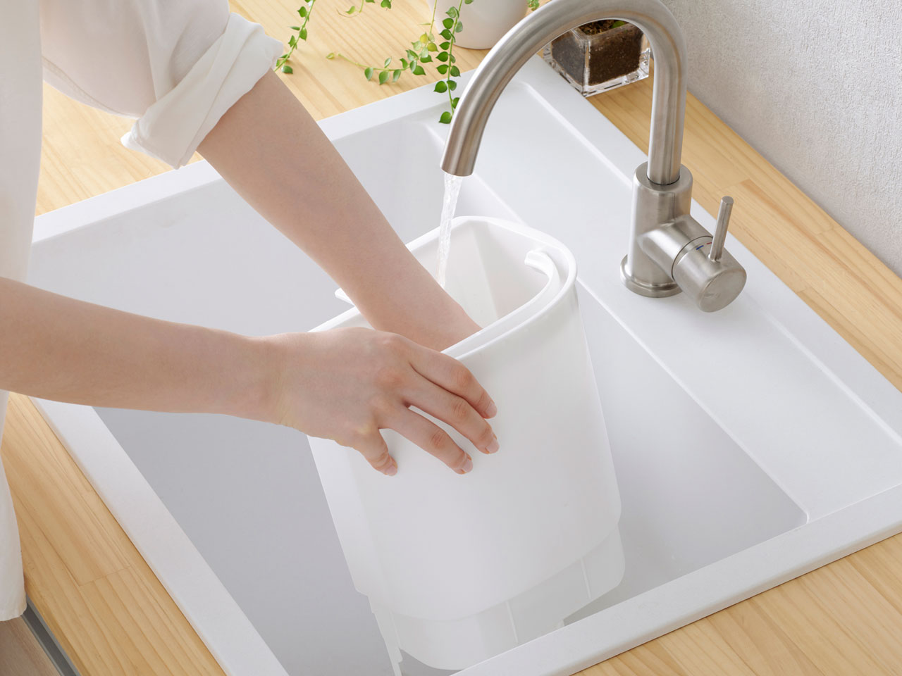 AHM-HU55A-W [�z���C�g]