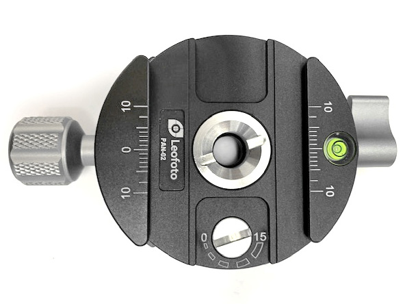 PAN-02 �̐��i�摜