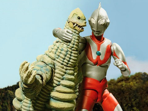 S.H.Figuarts ���b�h�L���O
