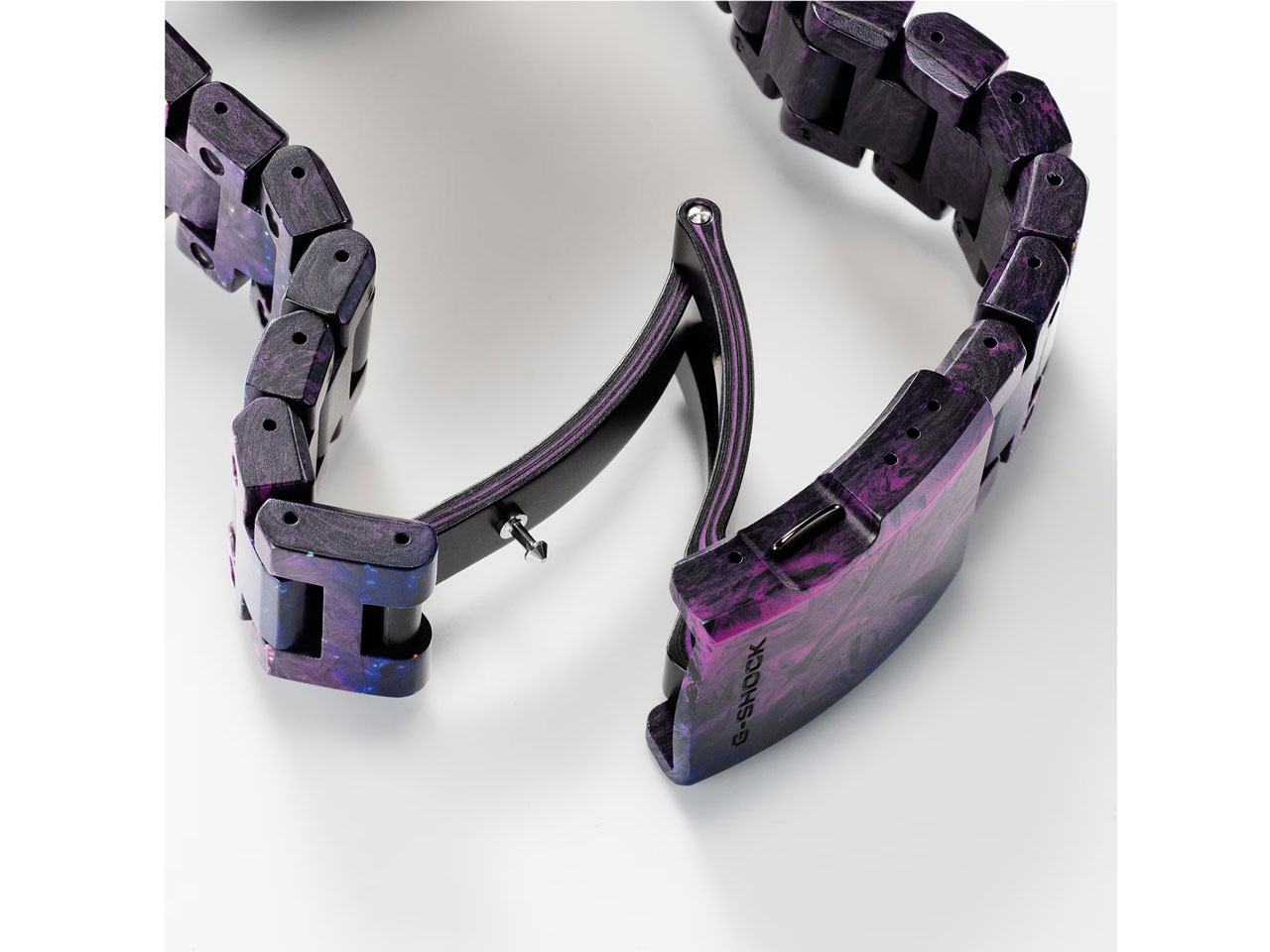 G-SHOCK 40th Anniversary �J�[�{�� �G�f�B�V���� ���胂�f�� GCW-B5000UN-6JR