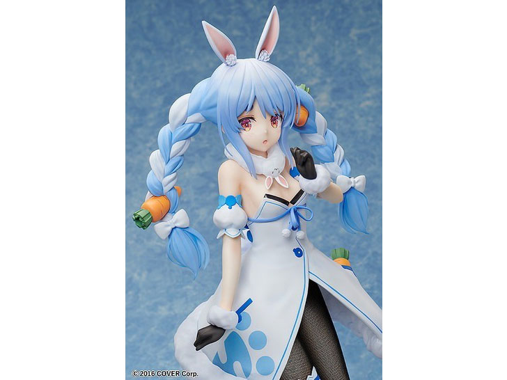 �z�����C�u�v���_�N�V���� 1/4 �e�c�؂���