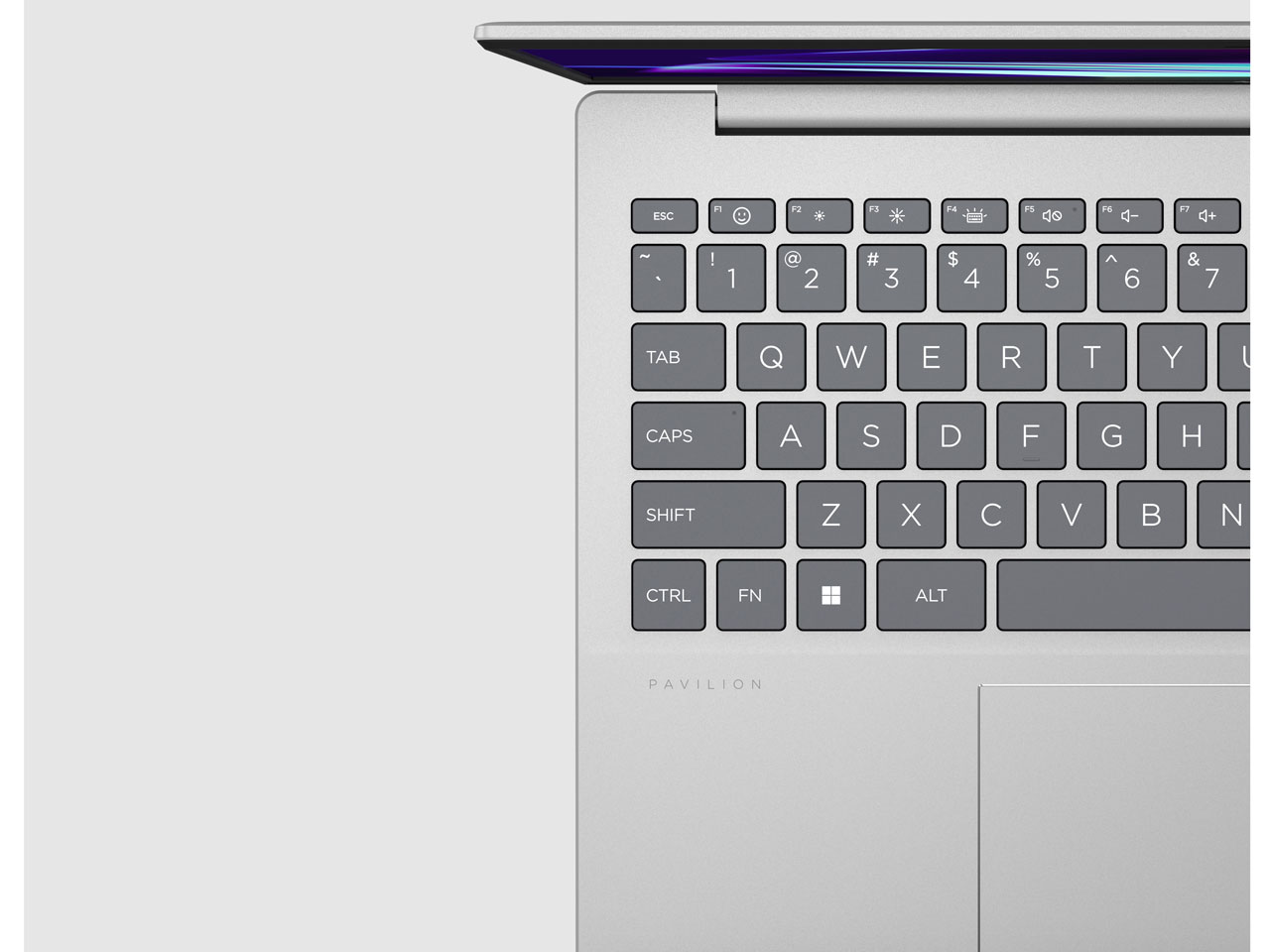 Pavilion Plus 14 Ultra 7�E32GB�������E1TB SSD�E2.8K OLED�f�B�X�v���C�E�}�E�X�t ���i.com���胂�f�� [�i�`�������V���o�[]