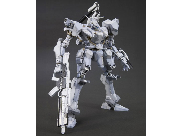 ARMORED CORE 1/72 �A�X�s�i �z���C�g�E�O�����g ARMORED CORE 4 Ver.