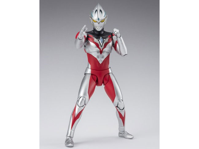 S.H.Figuarts �E���g���}���A�[�N