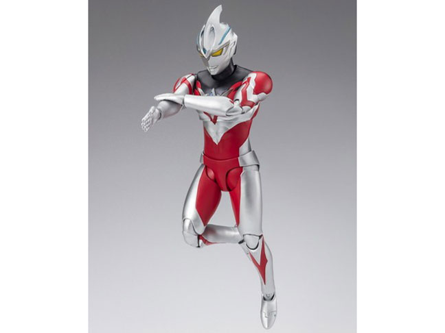 S.H.Figuarts �E���g���}���A�[�N