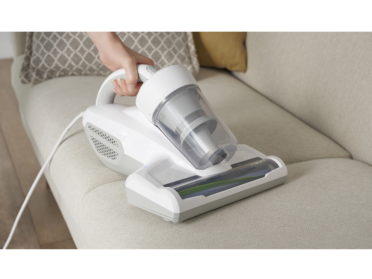 AQC-FT1R-W [�z���C�g]