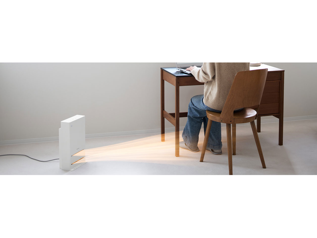 DS-FZS1200-W [�z���C�g]