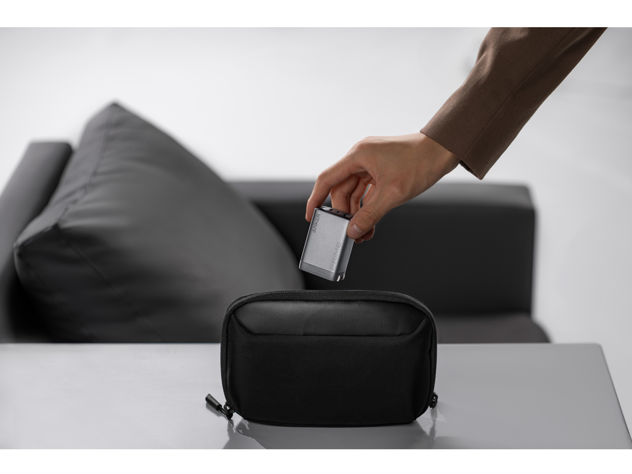 Prime Charger (100W 3ports GaN) A2688N41 [�V���o�[]