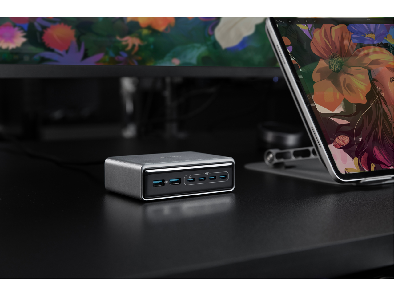 Prime Charger (200W 6ports GaN) A2683N41 [�V���o�[]