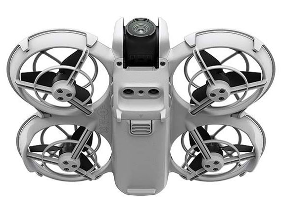 DJI Neo �̐��i�摜