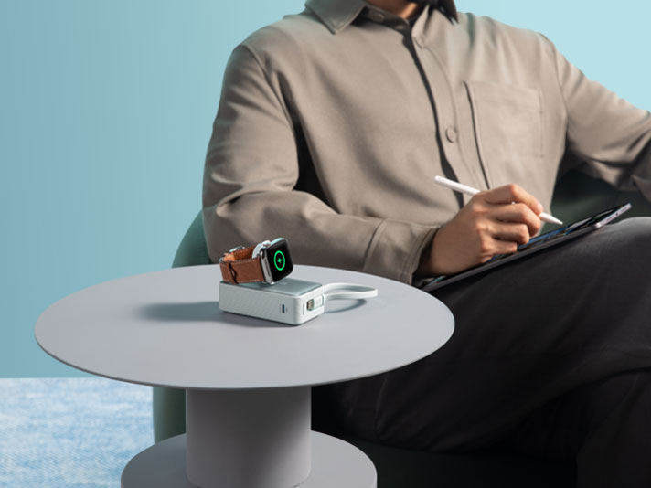 MagGo Power Bank (10000mAh 35W For Apple Watch) A1657N21 [�z���C�g]